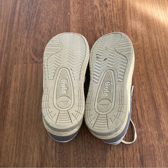Gola Hawk II, size 10